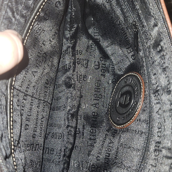 Beautiful Black Leather Etienne Aigner Shoulder Bag Brass Hardware Stunning - Picture 8 of 10